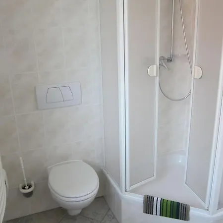 With 1 Bedroom Zingst